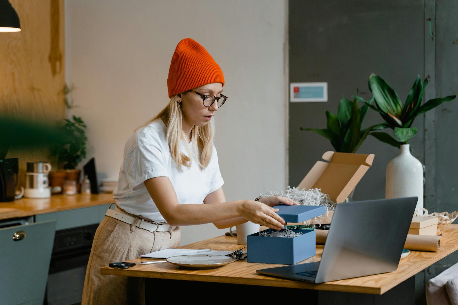 Key Considerations Before Making a Public Relations Package goals influencers budget tracking